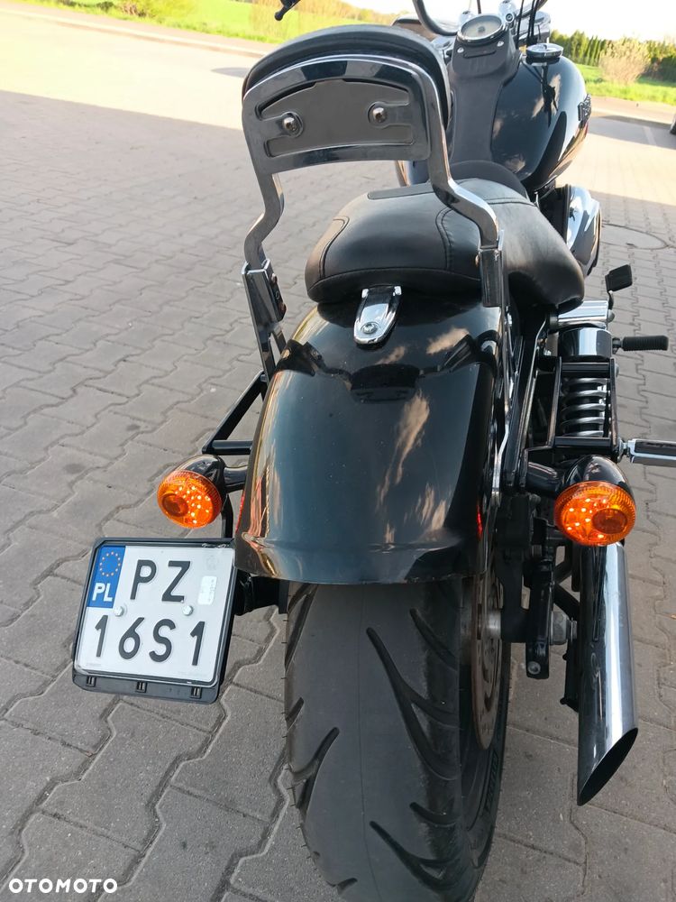 Harley-Davidson Dyna Street Bob - 4