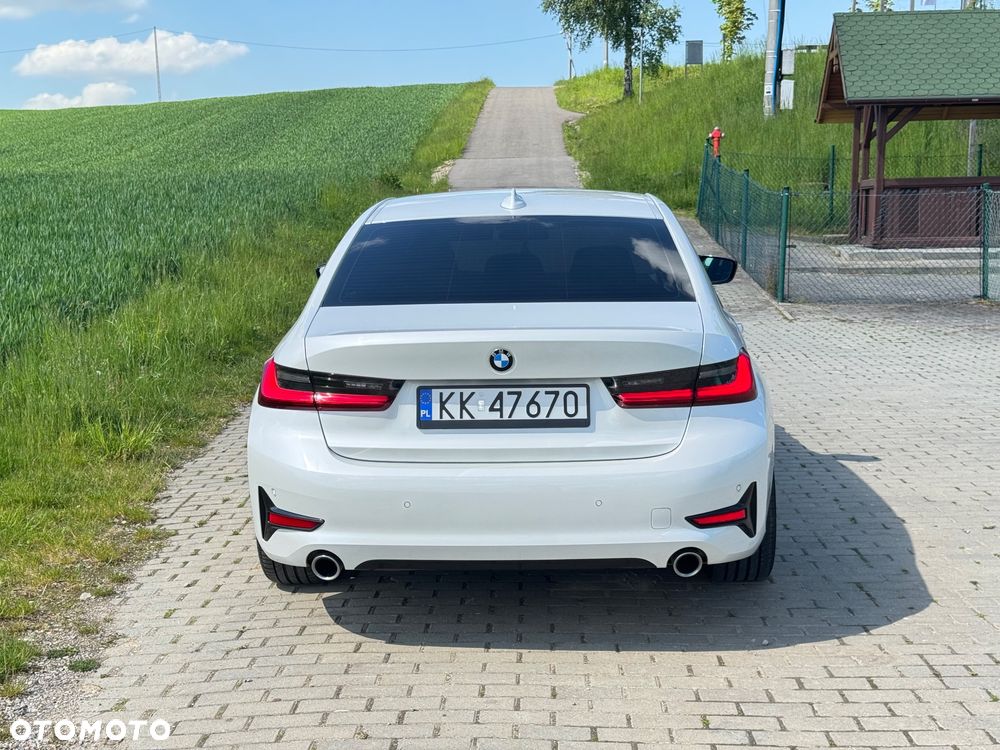 BMW Seria 3 320d - 13