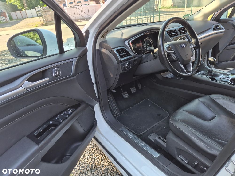Ford Mondeo 2.0 TDCi STart-Stopp Titanium - 13