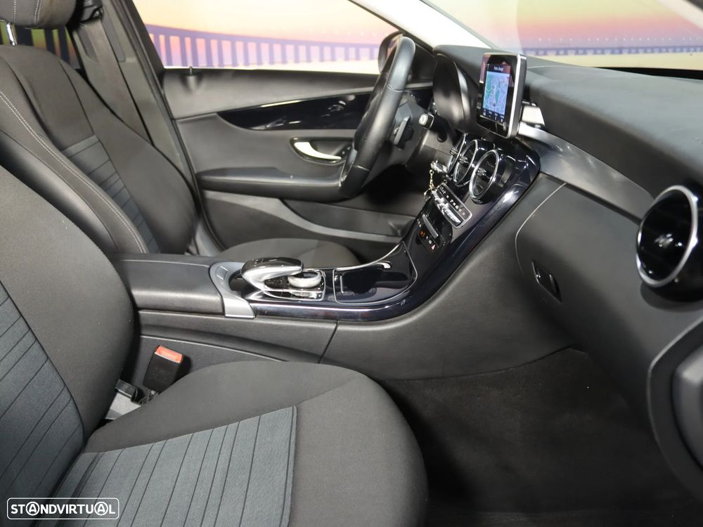 Mercedes-Benz C 200 d Avantgarde Aut. - 23