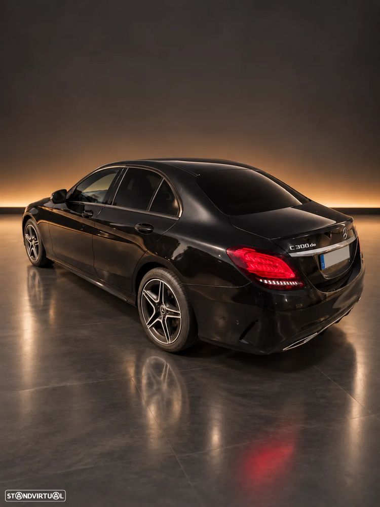 Mercedes-Benz C 300 de AMG Line - 4
