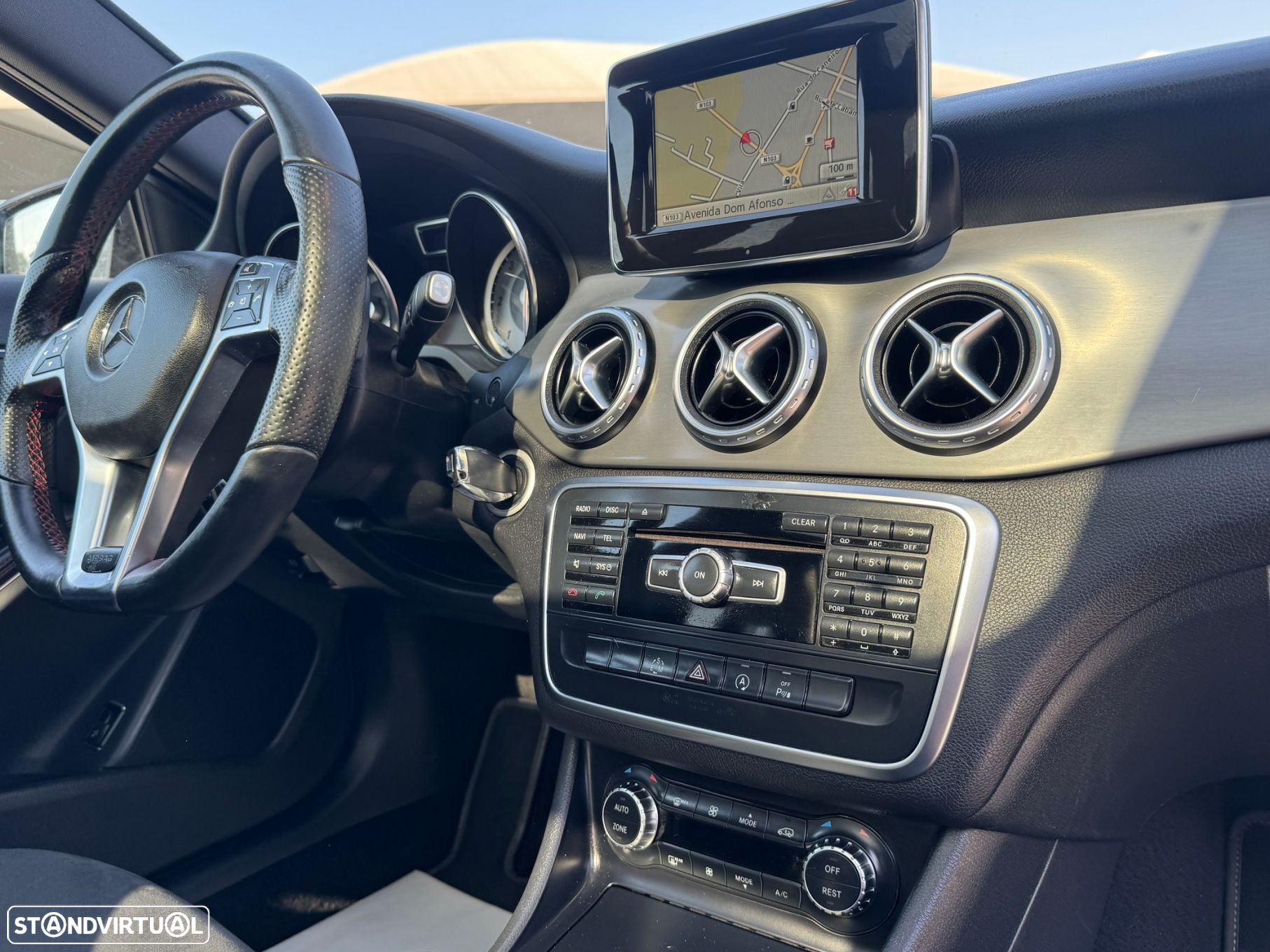 Mercedes-Benz GLA 220 CDi AMG Line - 12