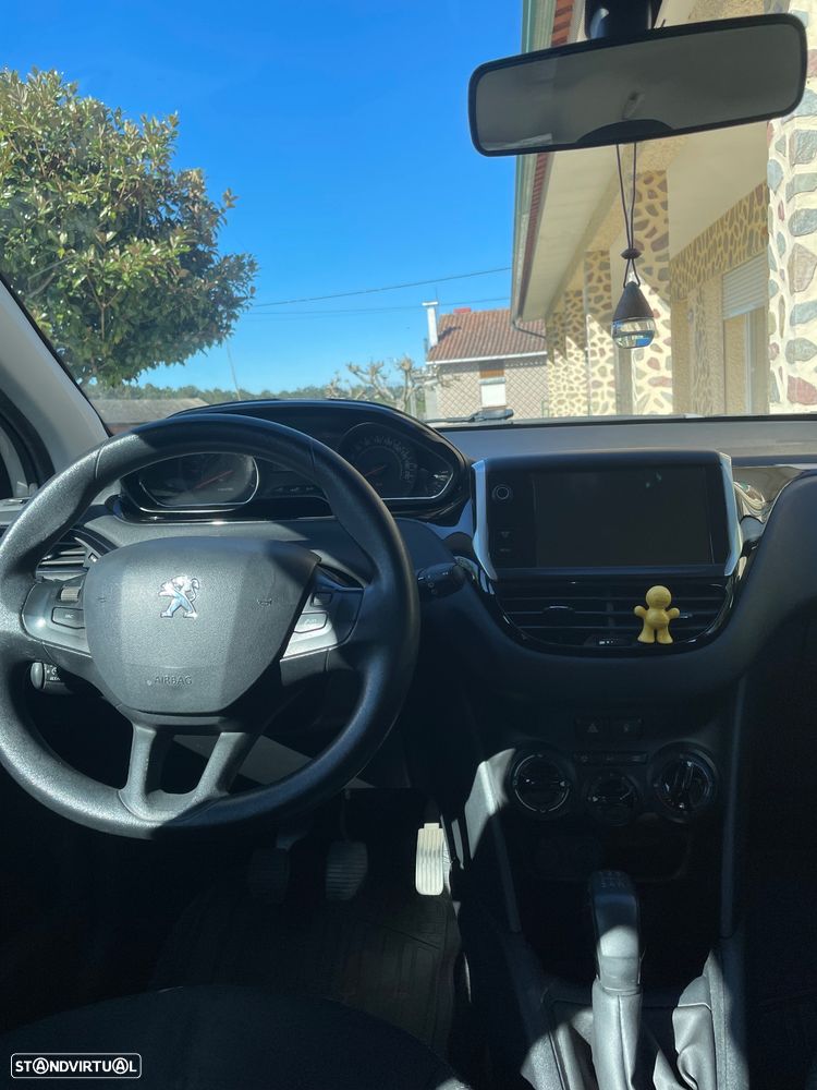 Peugeot 208 1.2 VTi Allure - 8