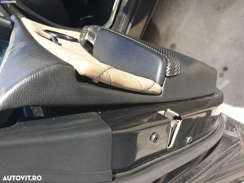 Set 4 Fete de Usi Tapiterii Tapiterie Interioara Portiere Stanga Dreapta Fata Spate Custom Retapitate cu Imperfectiuni BMW Seria 3 E91 Break Combi 2004 - 2011 [K7288] - 2