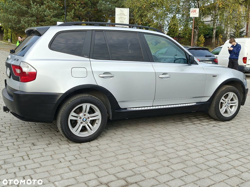 BMW X3 2.5i - 26