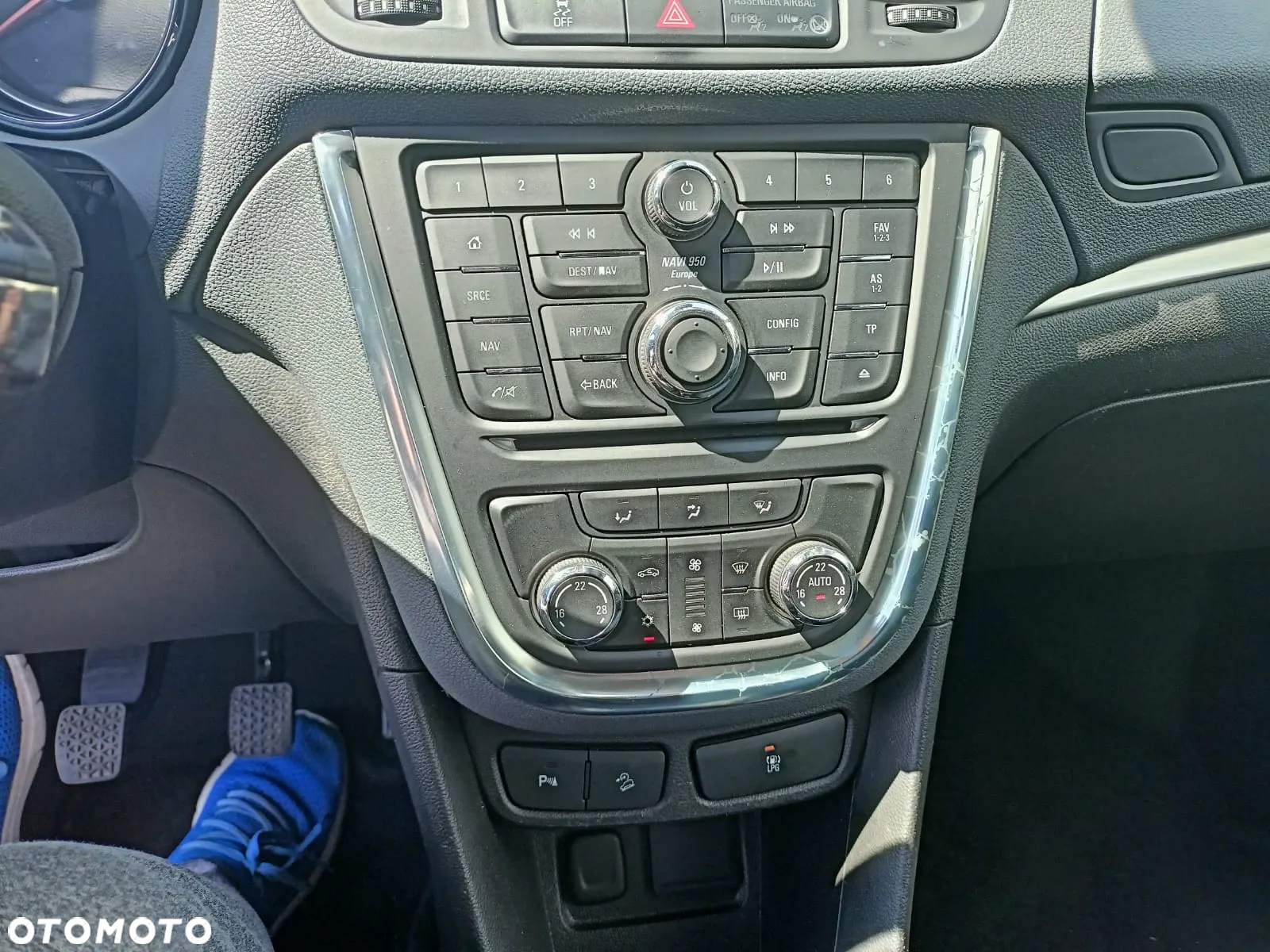 Opel Mokka 1.4 T Cosmo S&S - 25