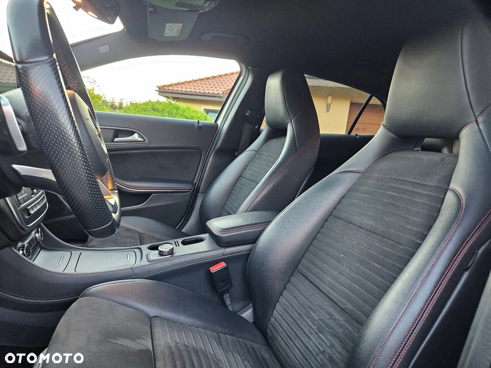 Mercedes-Benz GLA 250 4-Matic - 8