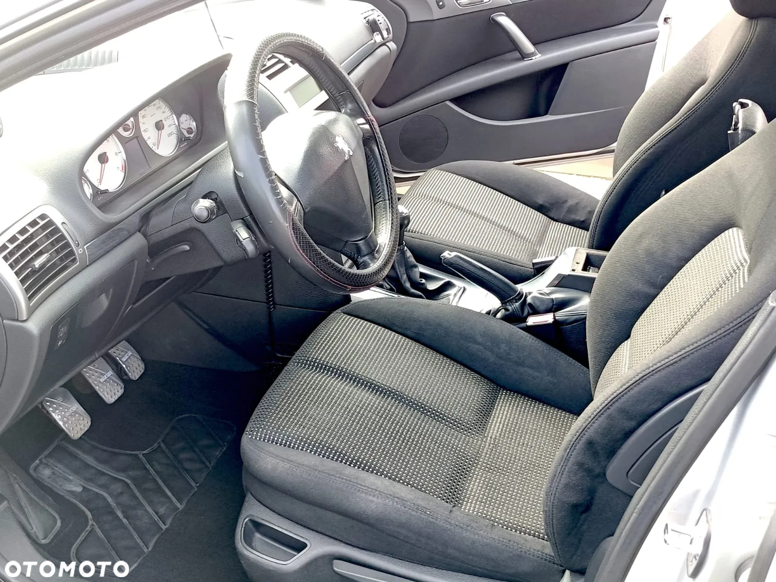 Peugeot 407 - 16