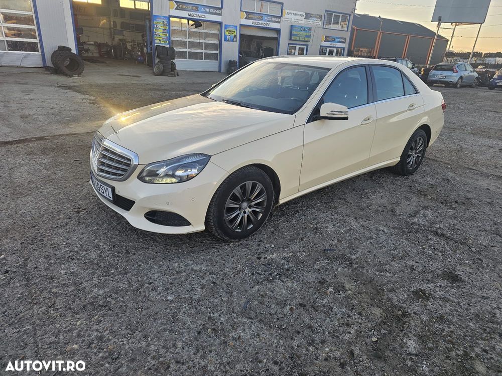 Mercedes-Benz E 200 BlueTEC 7G-TRONIC Elegance - 1