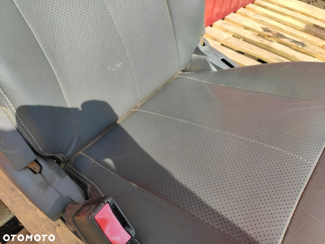 JEEP CHEROKEE LIBERTY KK 07-12 FOTEL KIEROWCY LEWY PRZÓD SKÓRA ŁADNY - 2