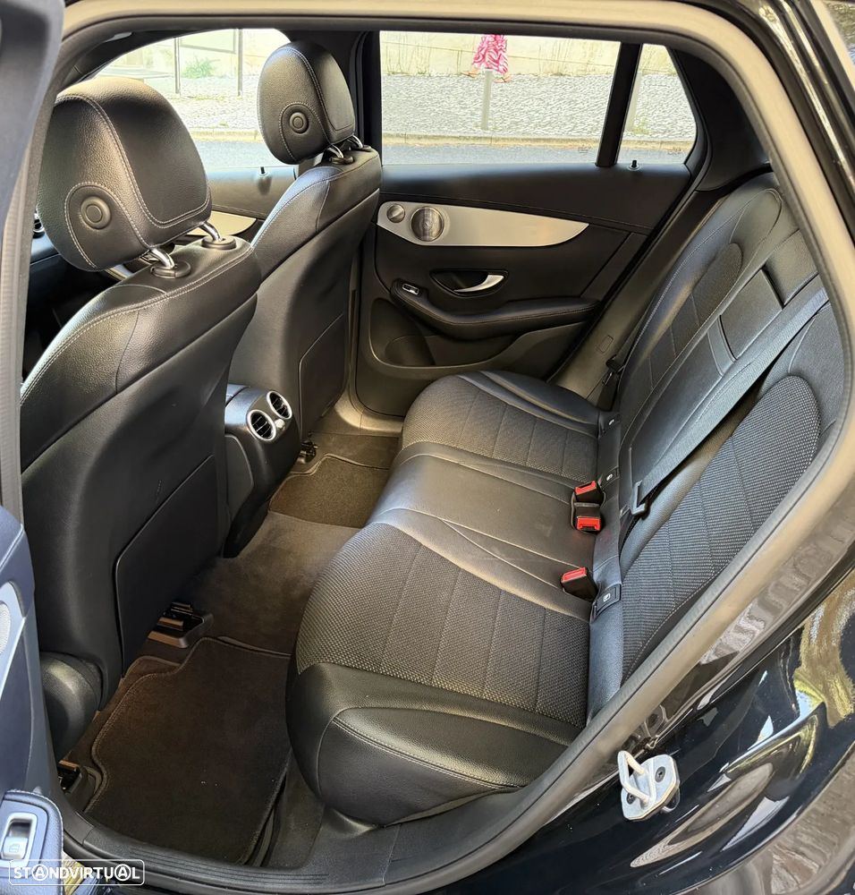 Mercedes-Benz GLC 300 de 4Matic 9G-TRONIC - 28
