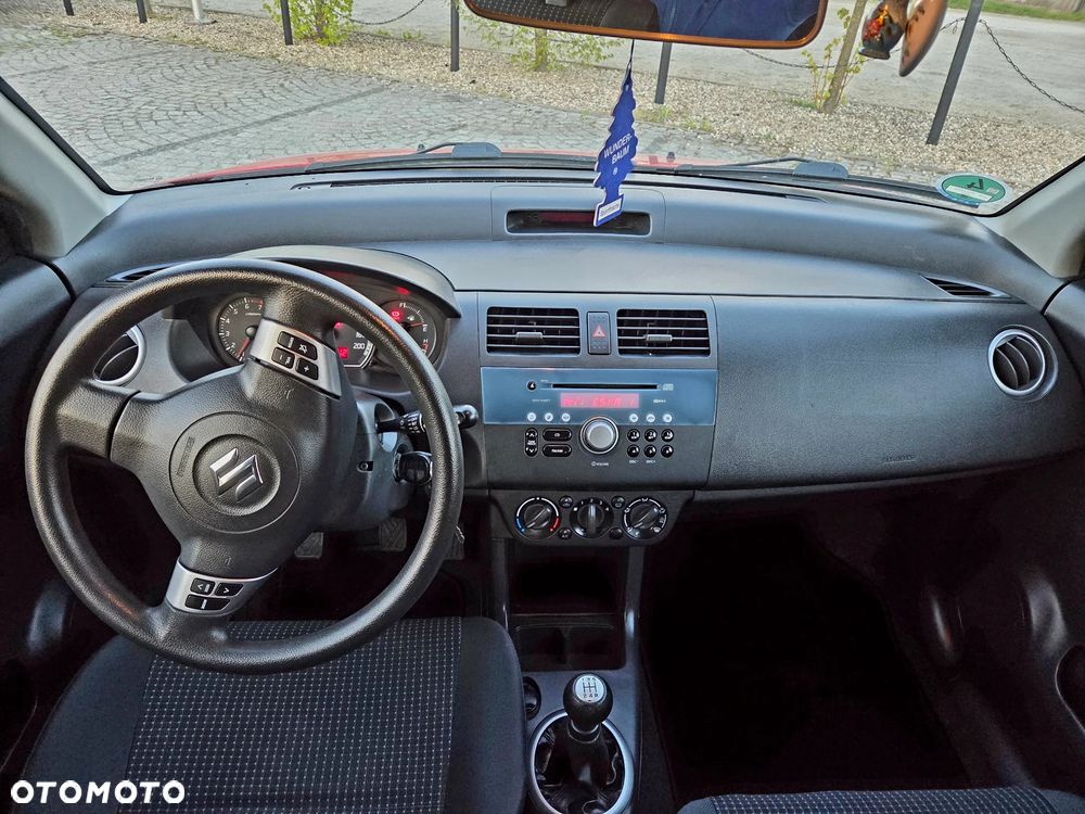 Suzuki Swift 1.3 Comfort - 20