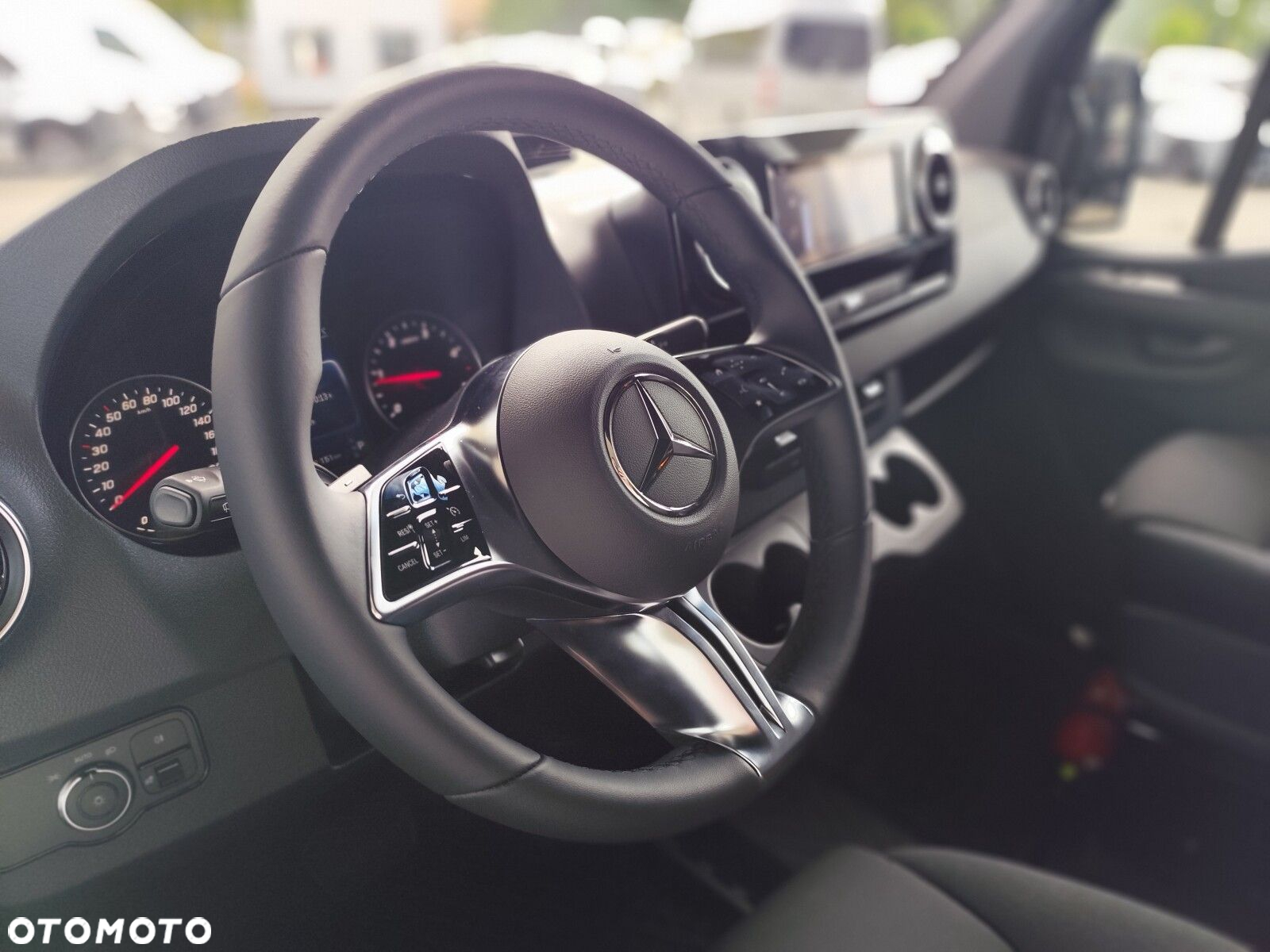 Mercedes-Benz Sprinter Sprinter - 12