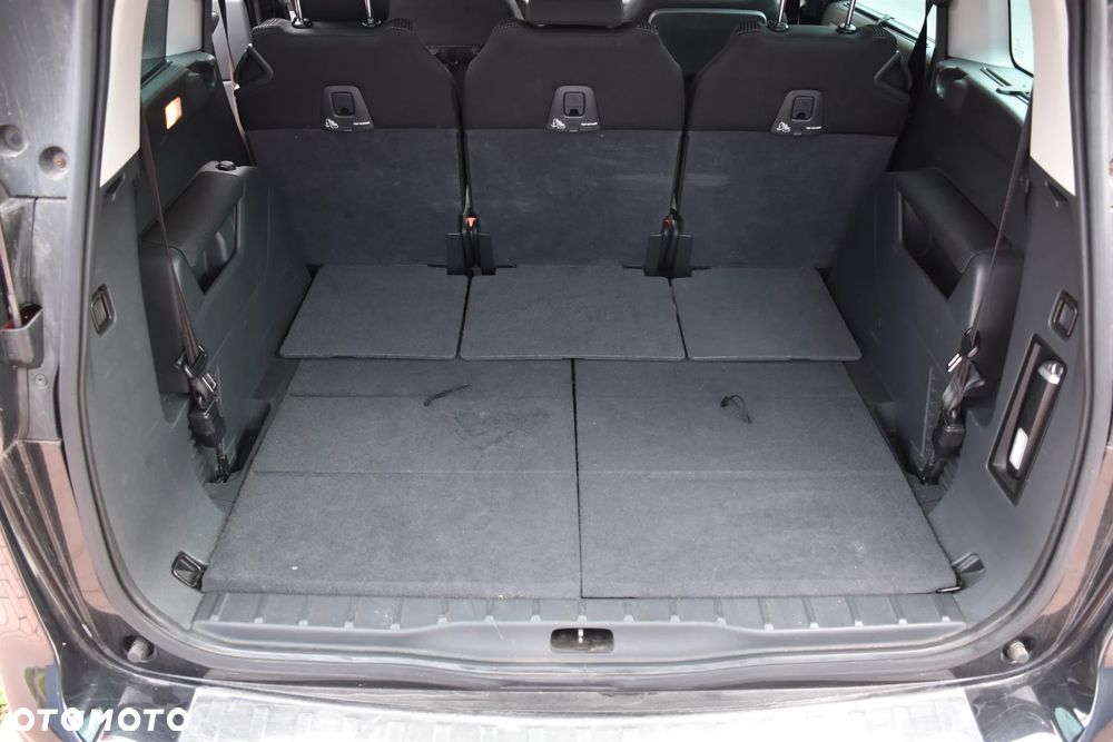 Peugeot 5008 HDI FAP 150 Family Plus - 9