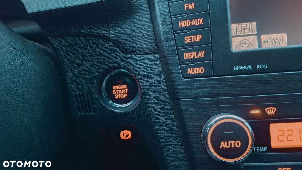 Toyota Avensis 2.0 Prestige NAVI - 33