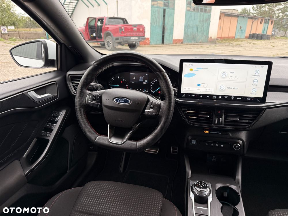 Ford Focus 1.5 EcoBlue STart-Stopp-System ST-LINE X - 6
