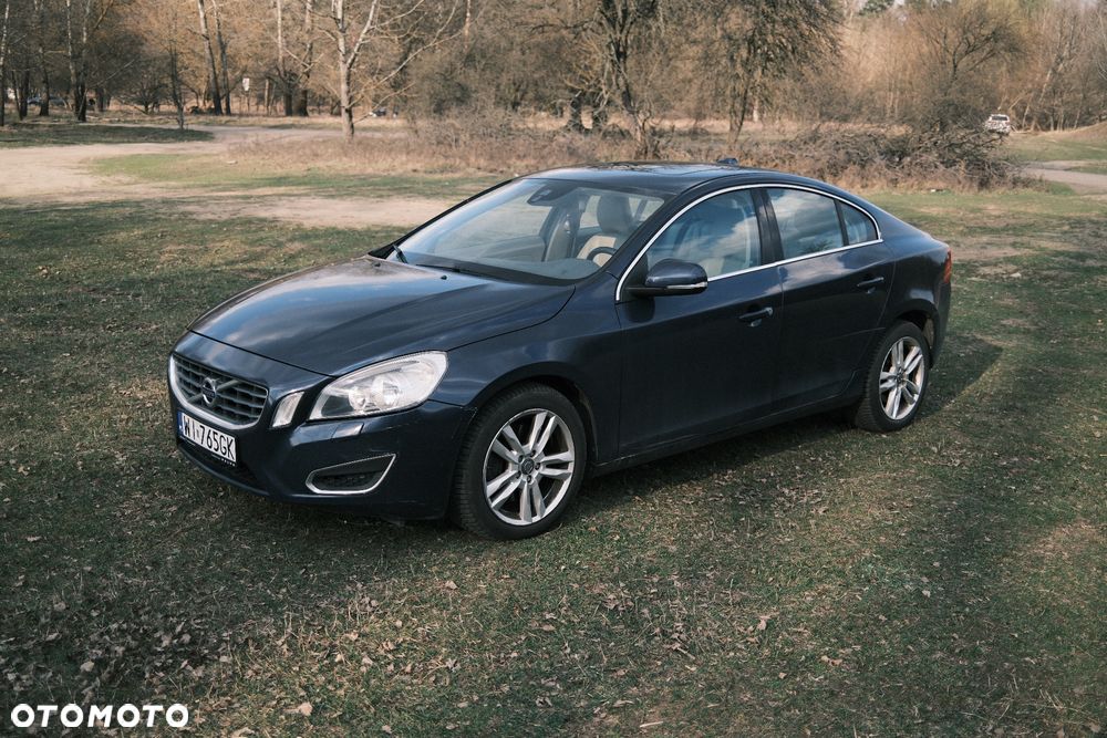 Volvo S60 2.5 T5 - 18