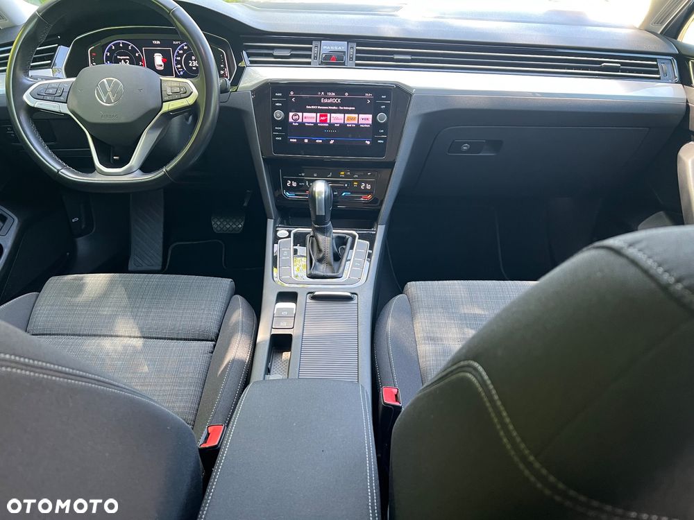 Volkswagen Passat Variant 1.5 TSI EVO Business DSG - 25