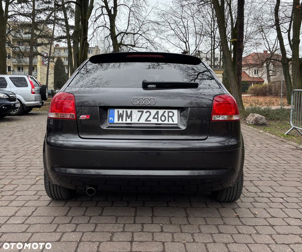 Audi A3 3-drzwiowe 1.6 Ambition - 6