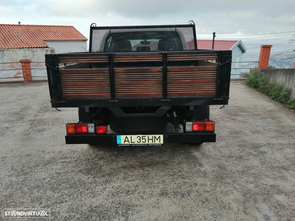 Toyota Hilux - 4
