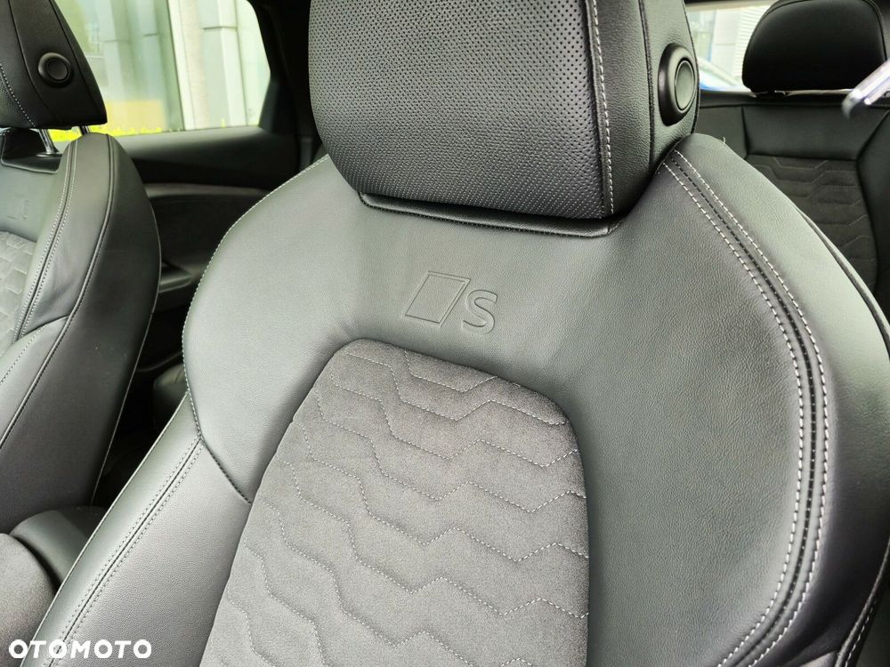 Audi A6 Sportback e-tron - 13