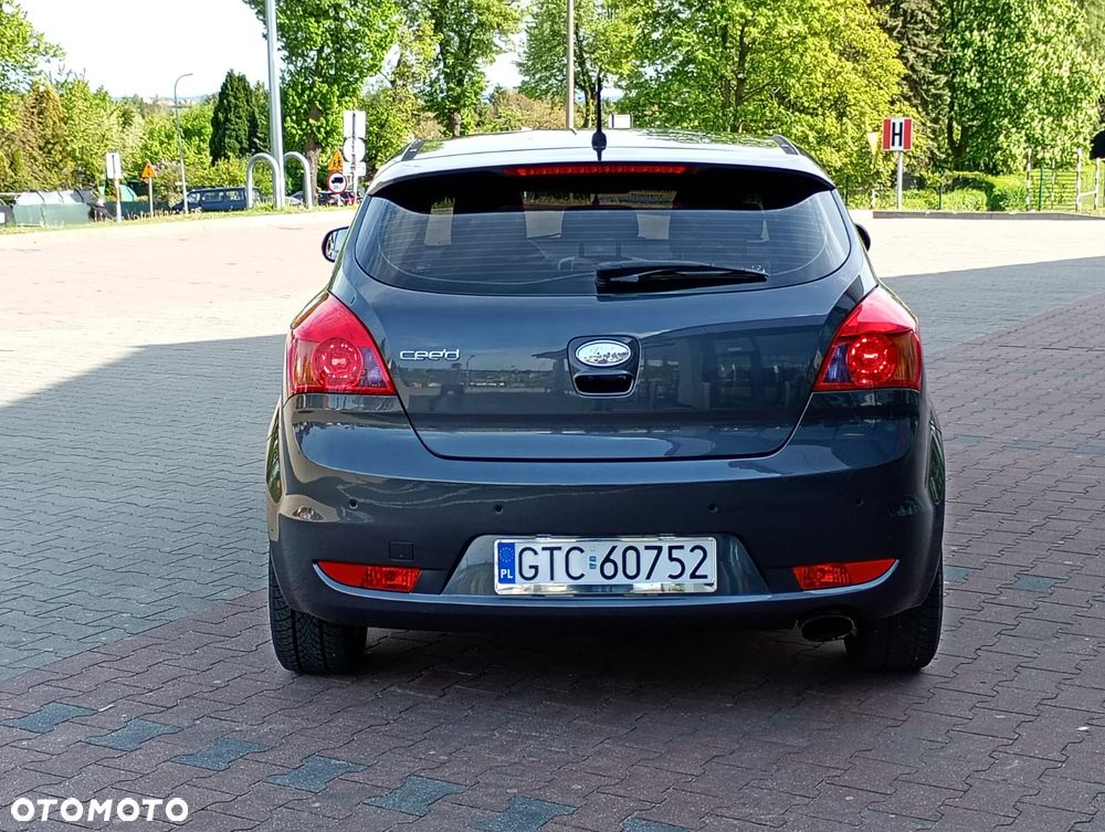 Kia ProCeed - 5