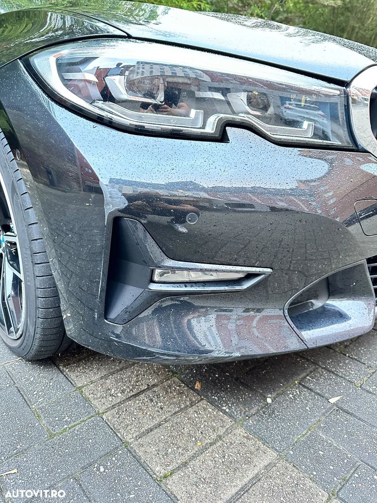 BMW Seria 3 320d xDrive AT - 9
