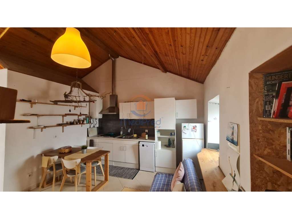 Moradia T2 com logradouro de 30 m2 | Póvoa de Penafirme, Torres Vedras - Grande imagem: 2/12