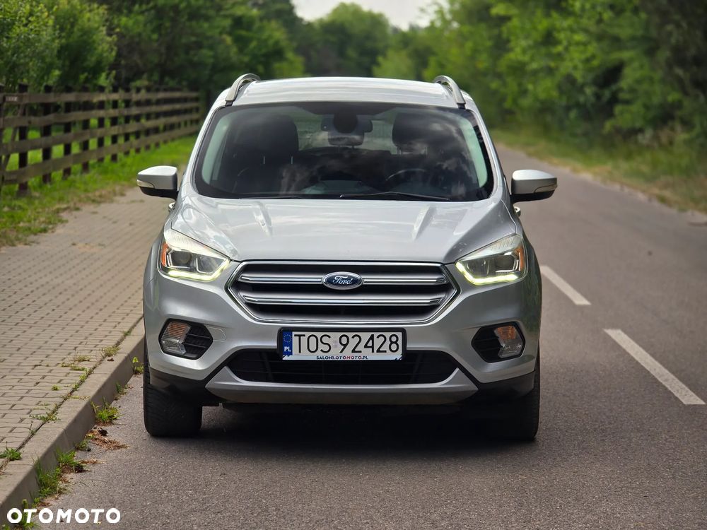 Ford Kuga 2.0 TDCi 2x4 Titanium - 9