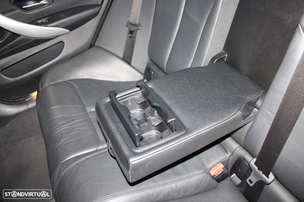 BMW 420 Gran Coupé d Aut. - 29