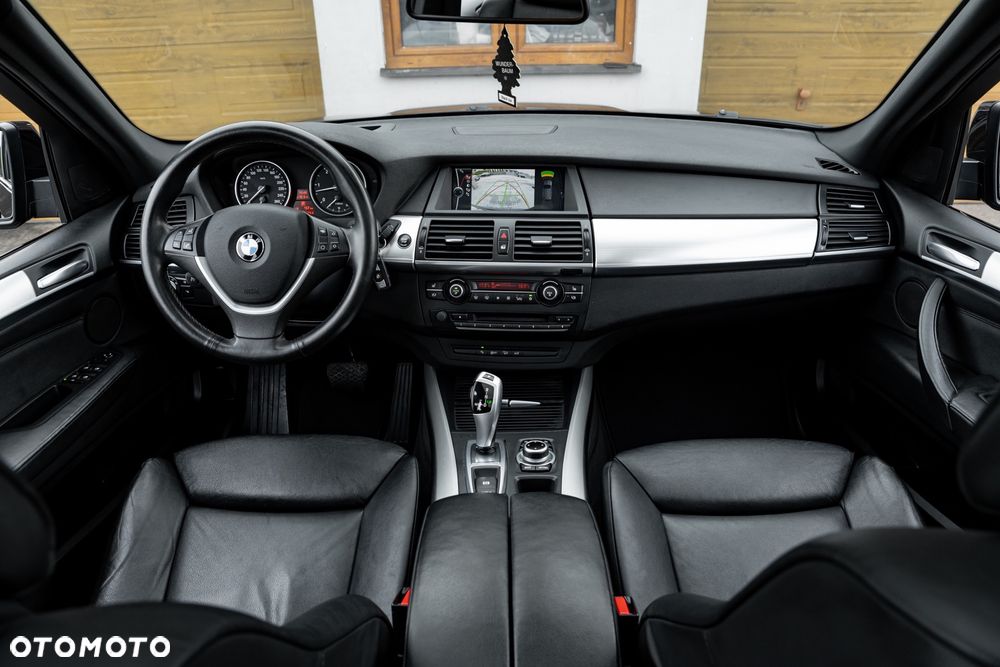 BMW X5 xDrive40d - 27