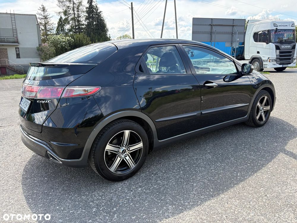Honda Civic - 4