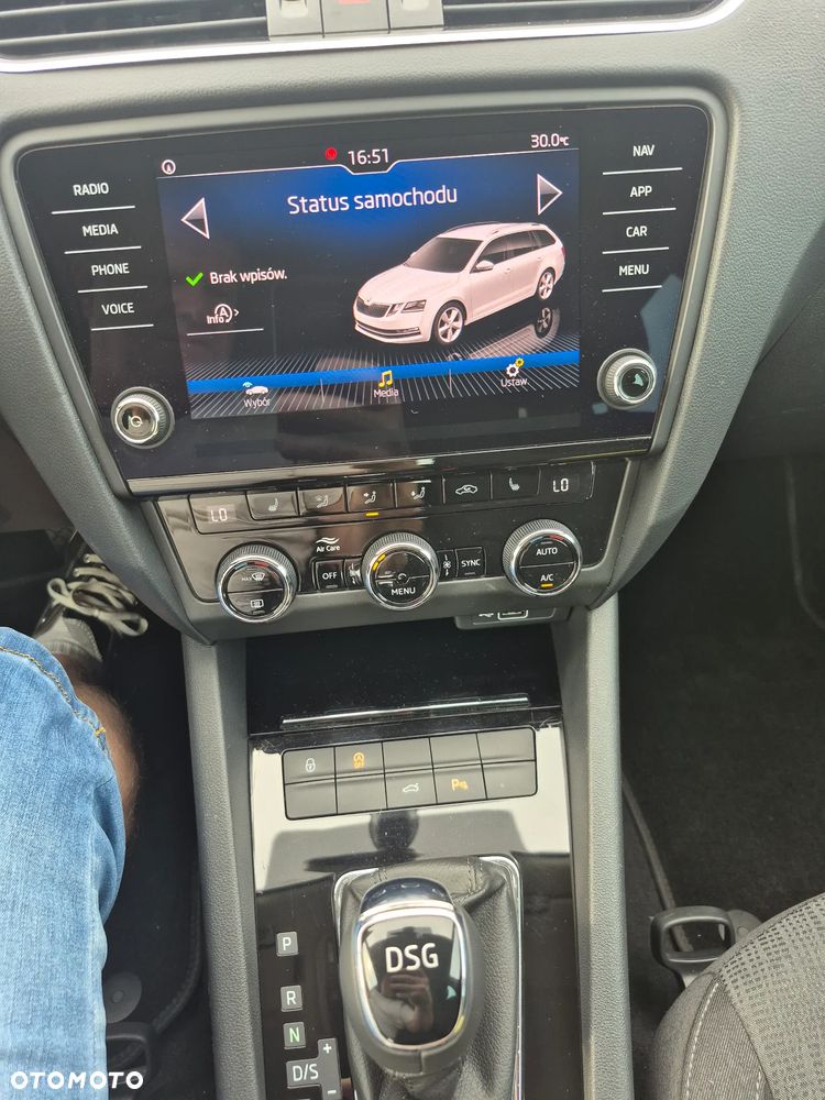 Skoda Octavia 2.0 TDI Elegance DSG - 29