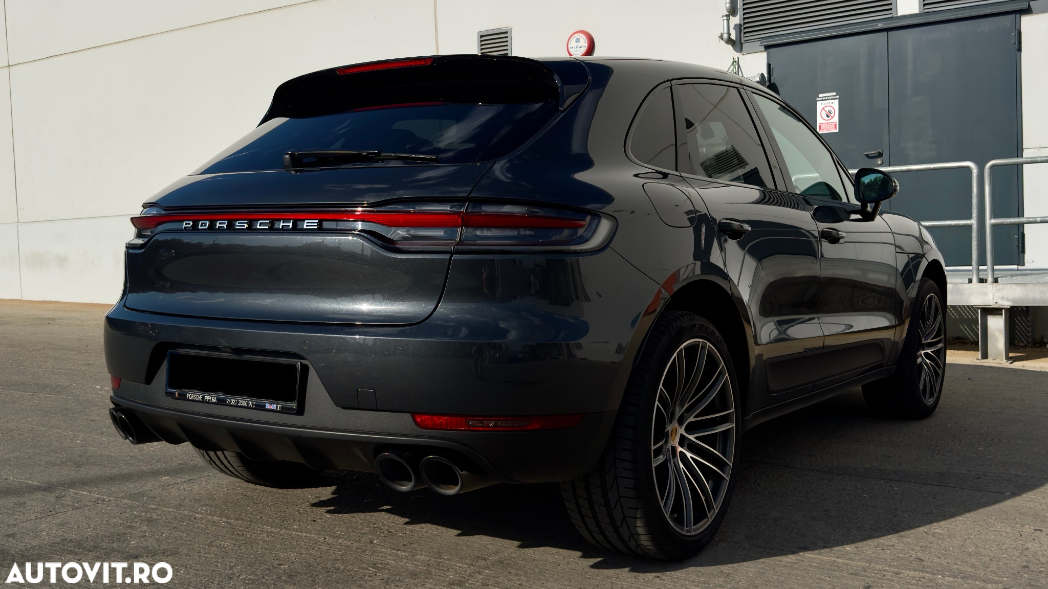 Porsche Macan S - 6