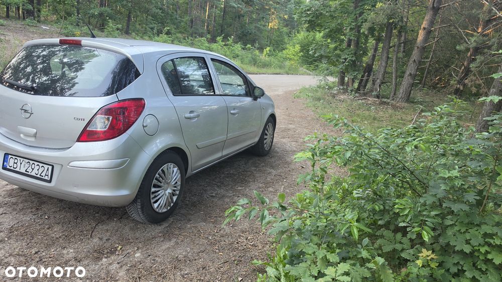 Opel Corsa - 2