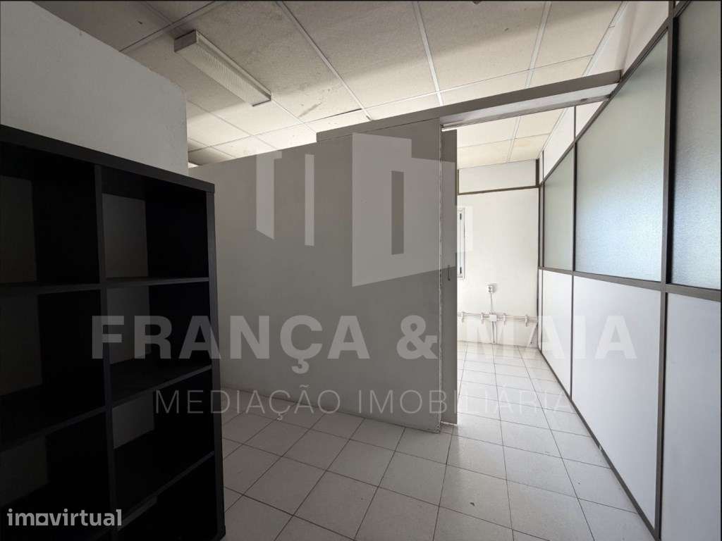 ARRENDAMENTO | Armazém em Canelas - Vila Nova de Gaia - Grande imagem: 4/15