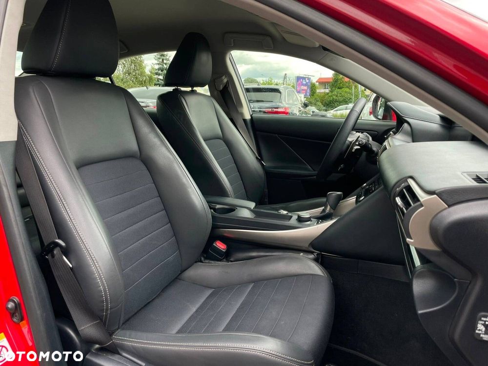 Lexus IS - 20