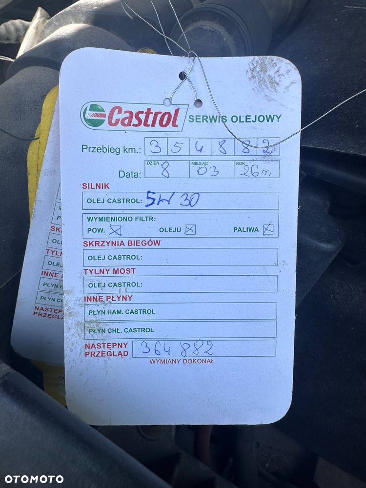 Volkswagen Jetta 2.0 TDI Highline - 14