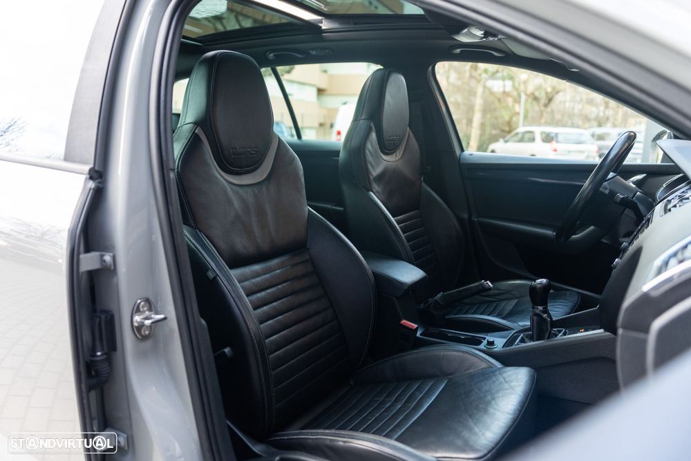 Skoda Octavia Break 2.0 TDI RS - 20