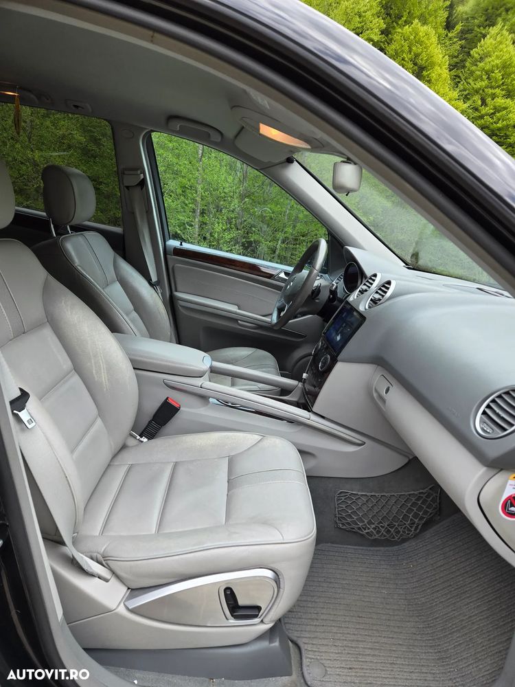 Mercedes-Benz ML - 8