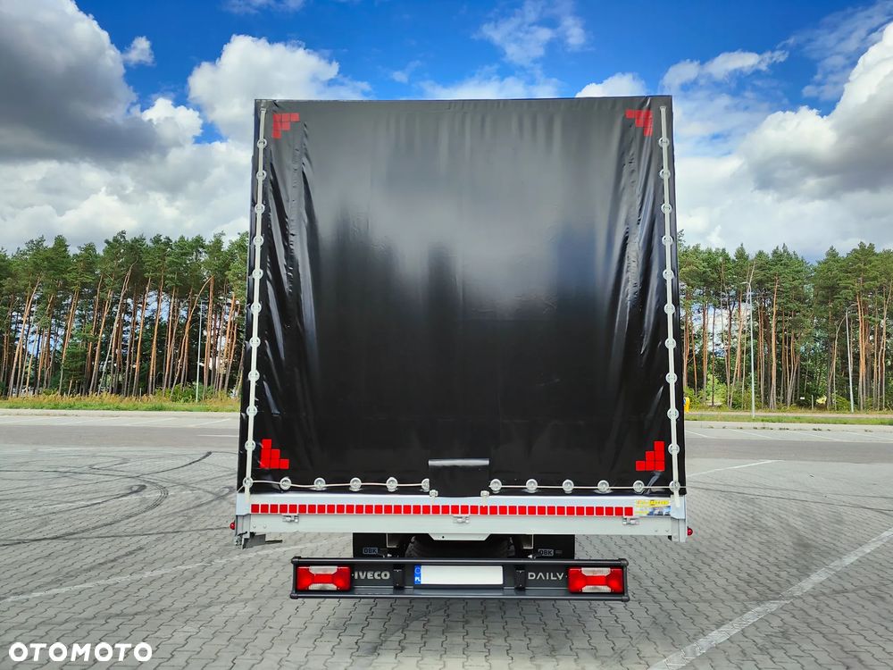 Iveco DAILY 50/35C15 BLIŹNIAK** Skrzynka+Plandeka+1x FIRANKA + PAKA dł.505cm/szer.246cm** POLSKI SALON** 210 tyś KM** DMC do 3.5T kat.B** - 4