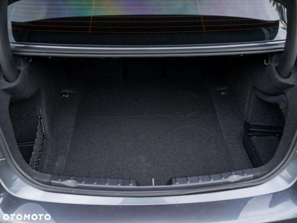 BMW Seria 3 320d M Sport Shadow - 40