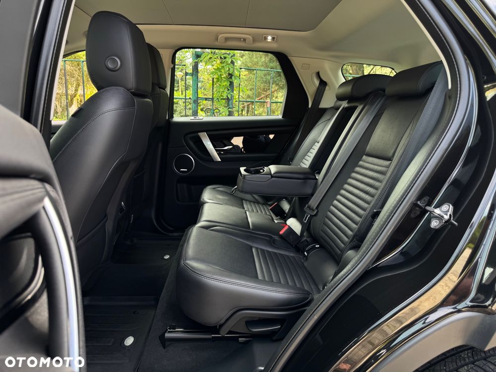 Land Rover Discovery Sport - 21