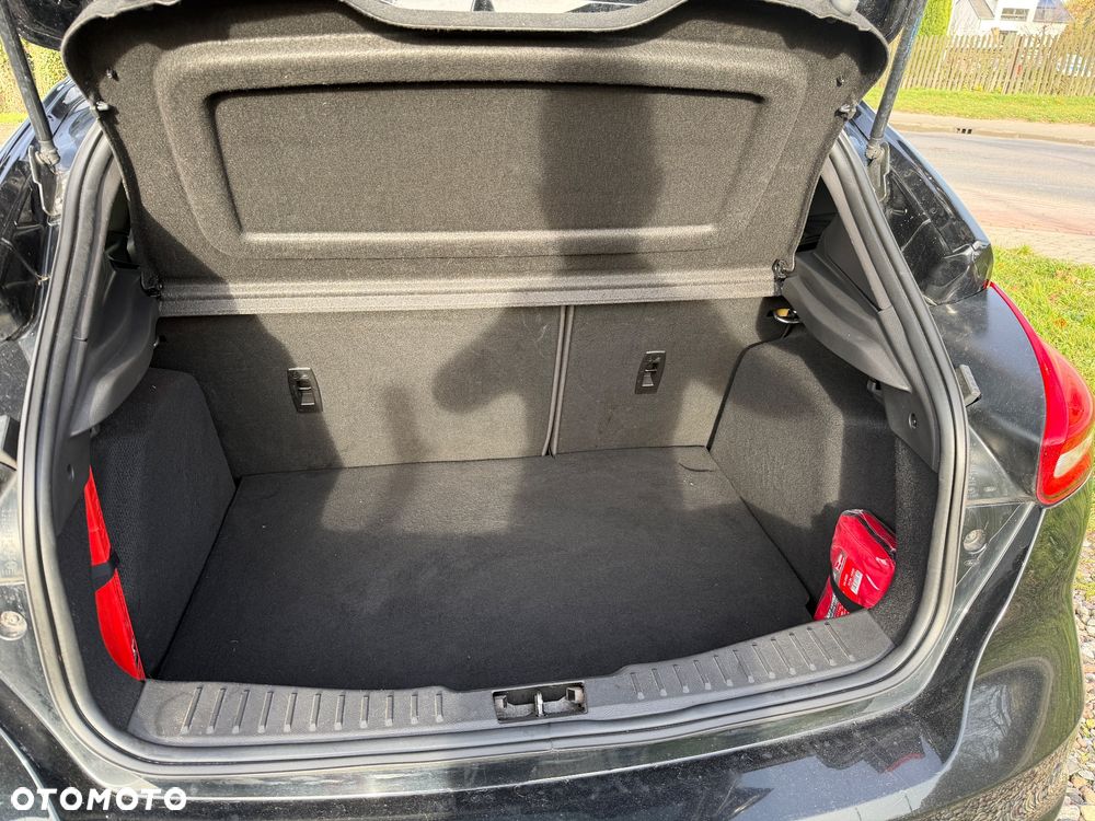 Ford Focus 2.0 EcoBoost ST-2 - 9