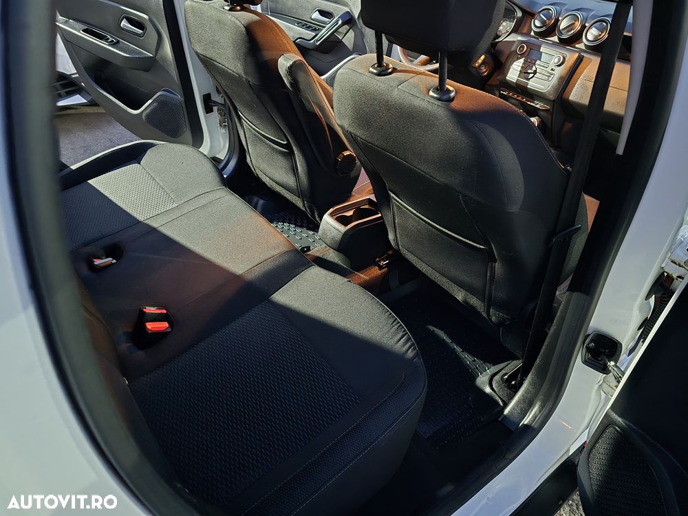 Dacia Duster 1.5 Blue dCi 4WD Essential - 17