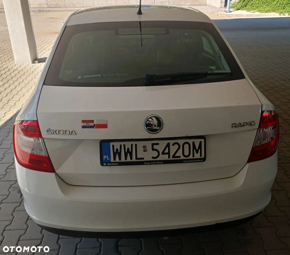 Skoda RAPID 1.2 Ambition - 3