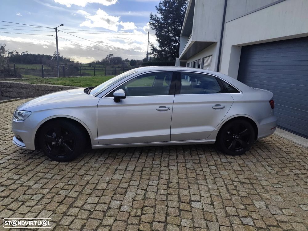 Audi A3 Limousine 2.0 TDI S-line - 19