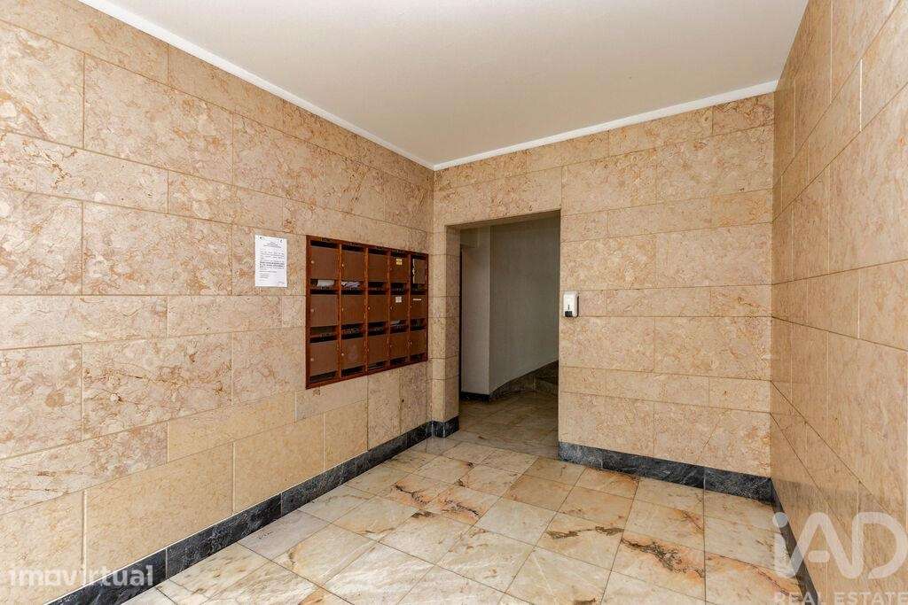 Apartamento T2 em Lordelo do Ouro e Massarelos de 80 m2 - Grande imagem: 3/22