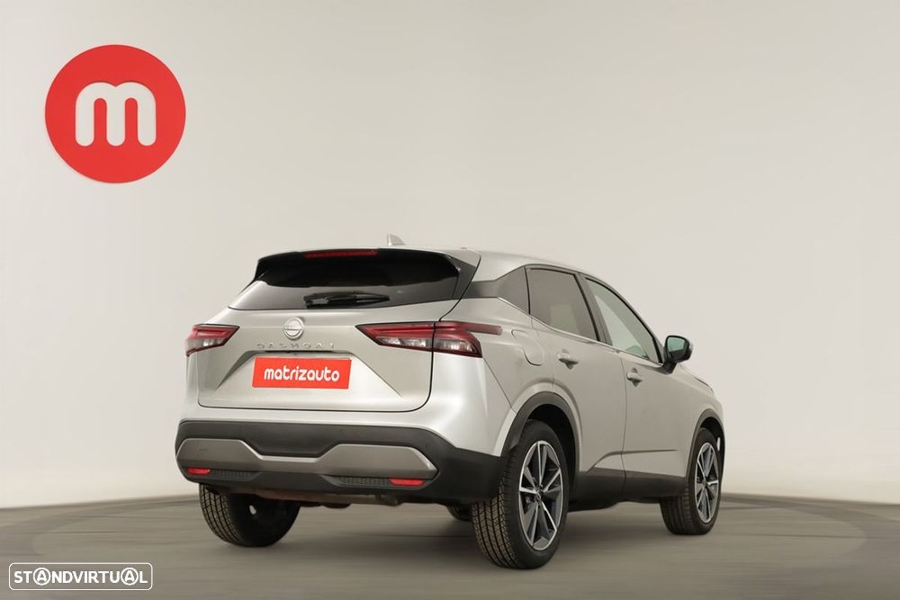 Nissan Qashqai 1.3 DIG-T N-Connecta Xtronic - 4