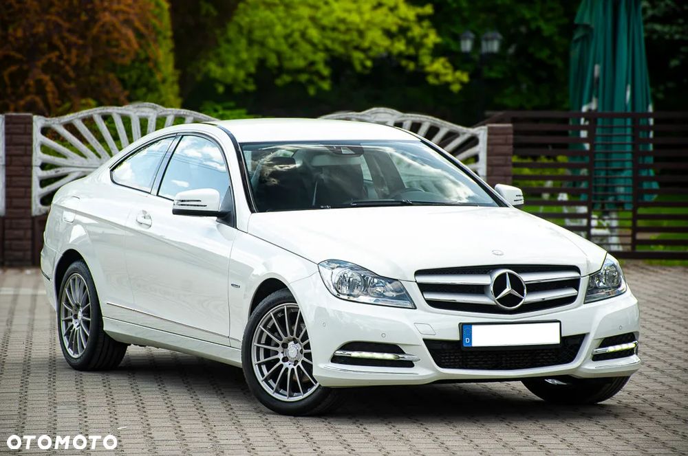 Mercedes-Benz Klasa C 180 BlueEFFICIENCY - 2